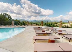 Viewpoint Condominiums - Pigeon Forge - Piscina