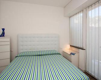 Residence Le Dune Club - Finale Ligure - Спальня