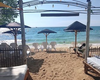 Posada puerta del sol - Barú - Playa