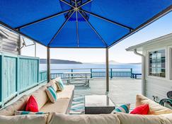 Sunrise Beach House - Gig Harbor - Balcony