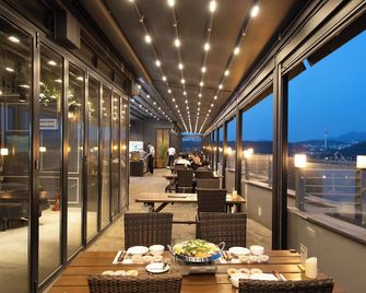 جاي كاي بلوسوم هوتل - سيول - شرفة