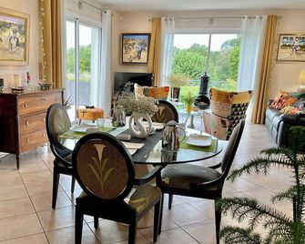 Chambre D'hotes 'Les Volets Bleus' À Royan - Vaux Sur Mer - Plage - Во-сюр-Мер