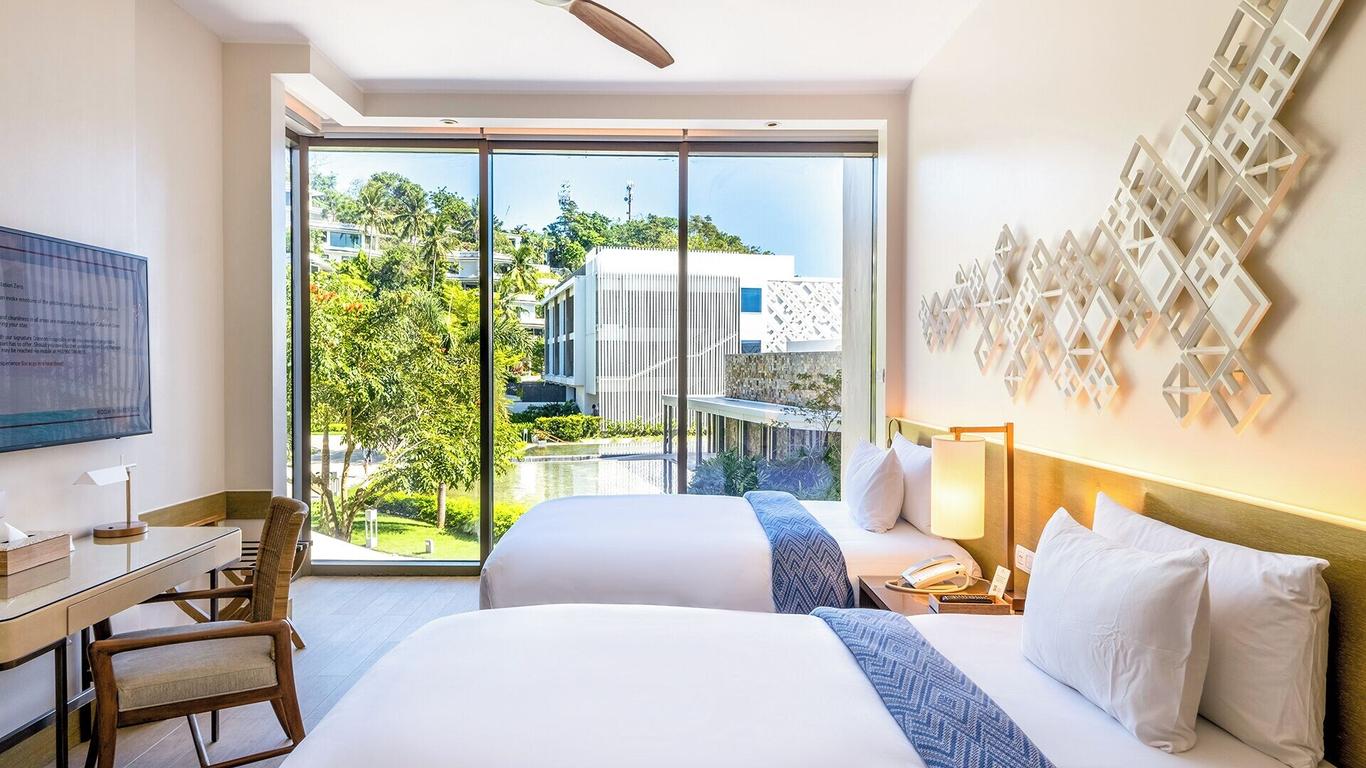 Crimson Resort & Spa Boracay