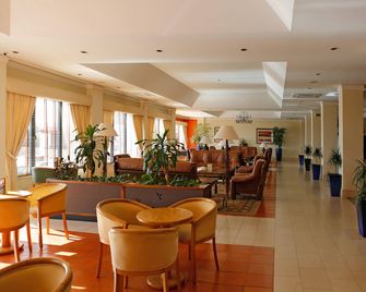 Santarem Hostel - Santarém - Ресторан