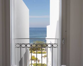 Grotta Palazzese Beach Hotel - Polignano a Mare - Balkon