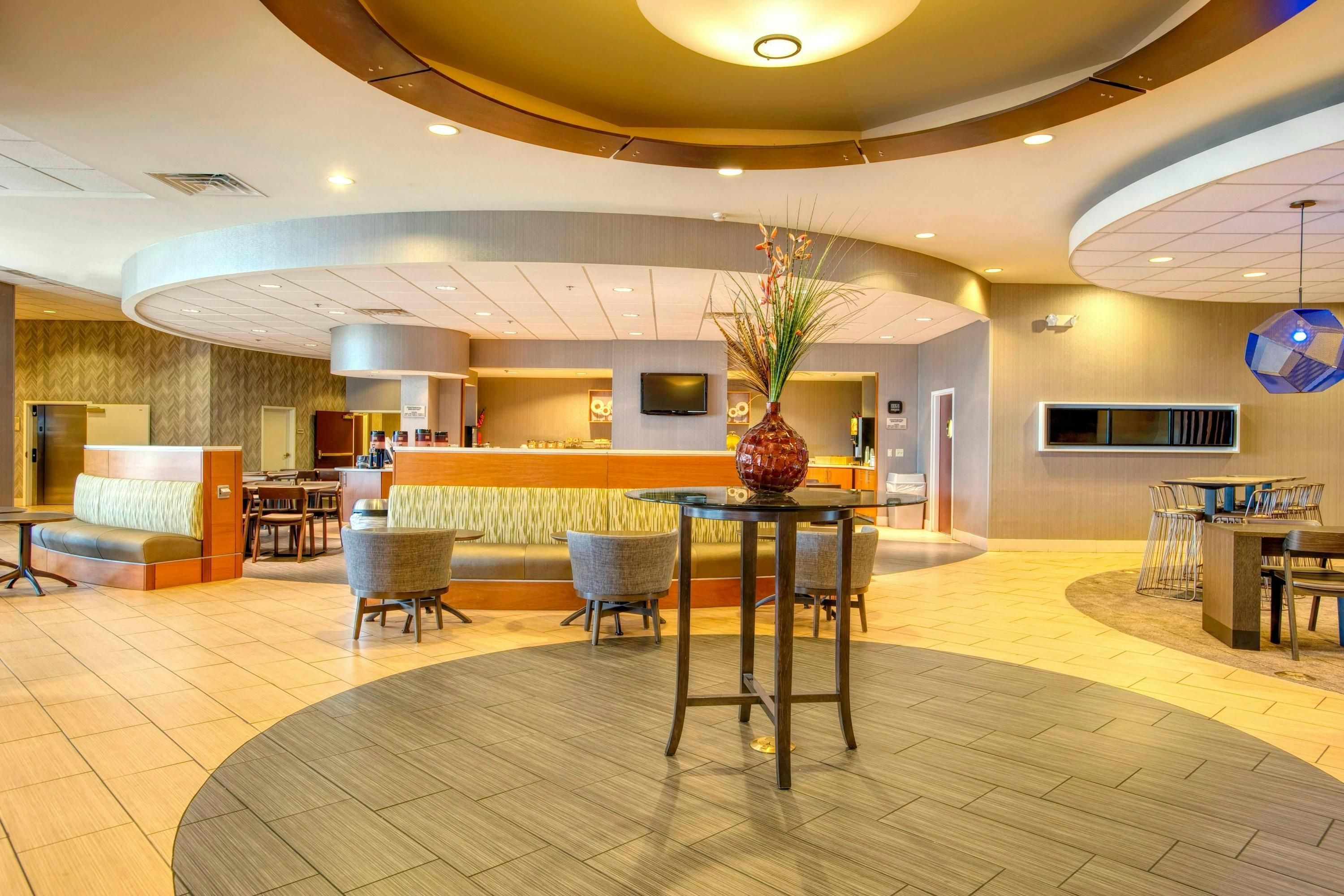 SpringHill Suites by Marriott Lawrence Downtown - Lawrence - Bar