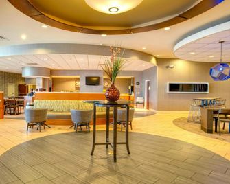 SpringHill Suites by Marriott Lawrence Downtown - Lawrence - Bar