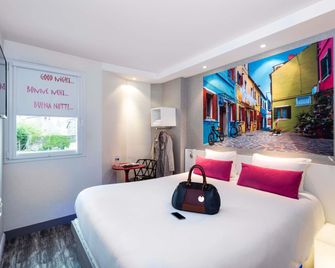 Ibis Styles Blois Centre Gare - Blois - Edificio