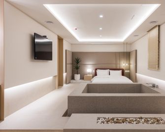 Vibe Hotel Masan Synthesis Branch - Čchangwon - Ložnice