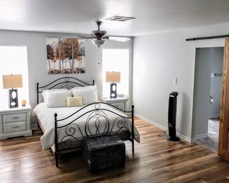 Yumas Best Kept Secret - Yuma - Bedroom