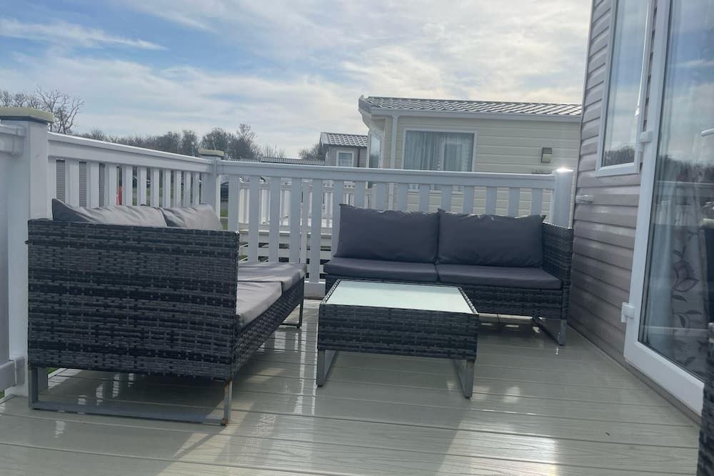 2 Bed-Sleeps 6 -Patio-Parking-Pet Friendly - איימאות' - מרפסת