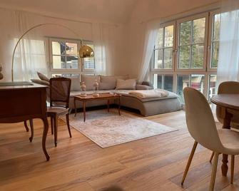 Ferienwohnungen St Marien - Gengenbach - Living room
