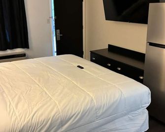 Suite Stay - Talladega - Talladega