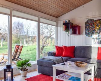 Awesome home in ølsted with kitchen - Olsted - Sala de estar