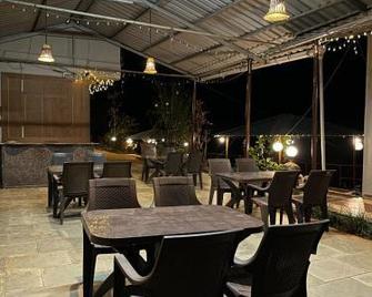Krishna Valley Villa - Panchgani - Restaurante