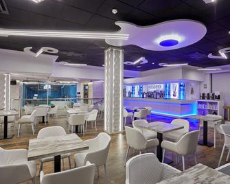 Sandos Benidorm Suites - Μπενιντόρμ - Εστιατόριο