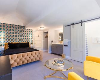 Boho Manor Resort - Room 22 - Monte Rio - Huiskamer