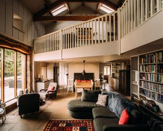 Laythams Holiday Lets Retreat - Clitheroe - Lounge