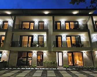 Baobab Suites - Siófok - Building