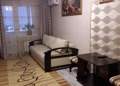 Apartment Eva - Stavropol - Living room