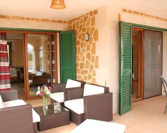 Buena Vida by dracmallorca - Кала-Фігера