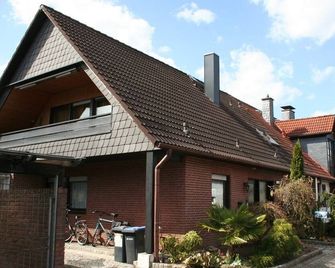 Messezimmer 4 u 2 - Düsseldorf - Edificio