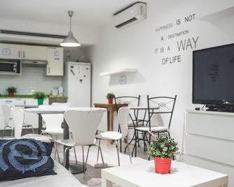 Rocket Hostels Gracia - Barcelona - Ruang tamu