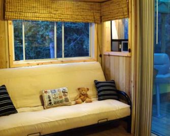 Sea Parrot Ocean View Manor - North Shore - Salon