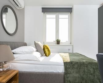 Venetian House Market Square Aparthotel - Krakow - Bedroom