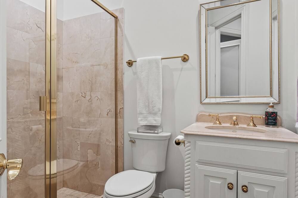 Stunning Spacious Family Home in University Park - Dallas