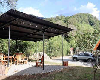Boquete Firefly Inn - Boquete - Patio
