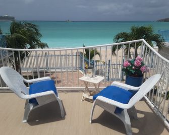 Villas on Great Bay Beachfront Villa Foxie - Philipsburg - Balcony