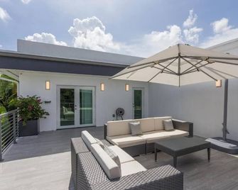 Casa Hermès Wilton Manor - Gay Guesthouse - Fort Lauderdale