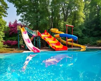 Kamal Farm Resort - Atgaon