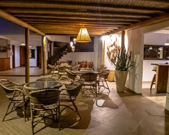 Hotel Porto Dourado - Porto Seguro - Eetruimte