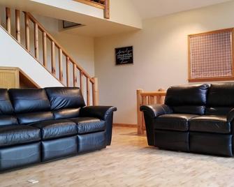 Beautiful Tranquil Mountain Home In Andrews, Nc - Andrews - Sala de estar