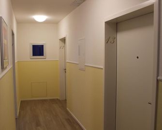 Swiss Star Welcome Home - Zúrich - Pasillo