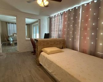 Gorgeous house nearby beach in 5 minutes - Holiday - Habitación