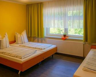 Gästehaus am Oberlausitzer Dreieck - Jonsdorf - Schlafzimmer