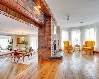 2 Mi to Dtwn Pittsburgh: Family-friendly Townhome! - Pittsburgh