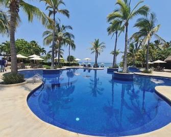 Beautiful House, Private Pool & Beach Club - La Cruz de Huanacaxtle - Alberca
