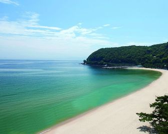Kaigetsukan - Sumoto - Beach