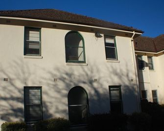 Dormie House - Moss Vale - Edifício