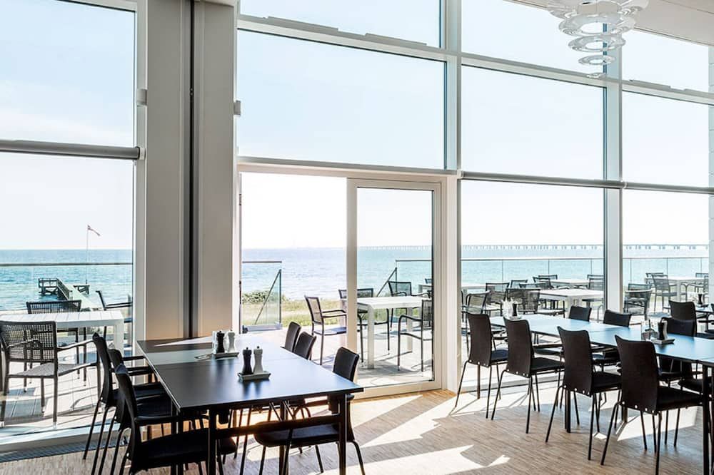 ستور بيت سيناتور هوتل آند كونفرنس