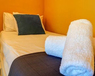 Palma Fiesta Apartment by Hello Homes Sitges - San Pedro de Ribas