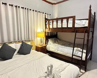 Baansuan Chomchun - Mae Taeng - Bedroom