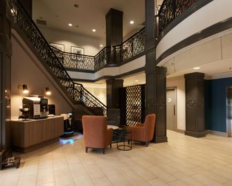 Holiday Inn & Suites Ottawa Kanata By IHG - אוטאווה - לובי