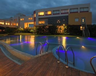Sinclairs Burdwan - Burdwan - Pool