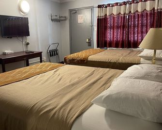 Liberty Inn - Bowmanville - Schlafzimmer