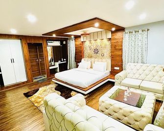 Flickerz Inn - Srinagar - Bedroom